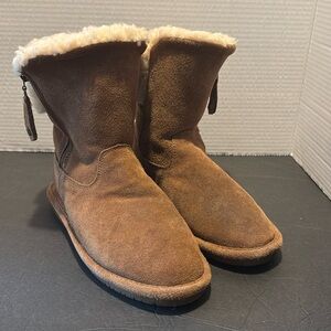 BearPaw Youth 5 Shearling Lined Boots